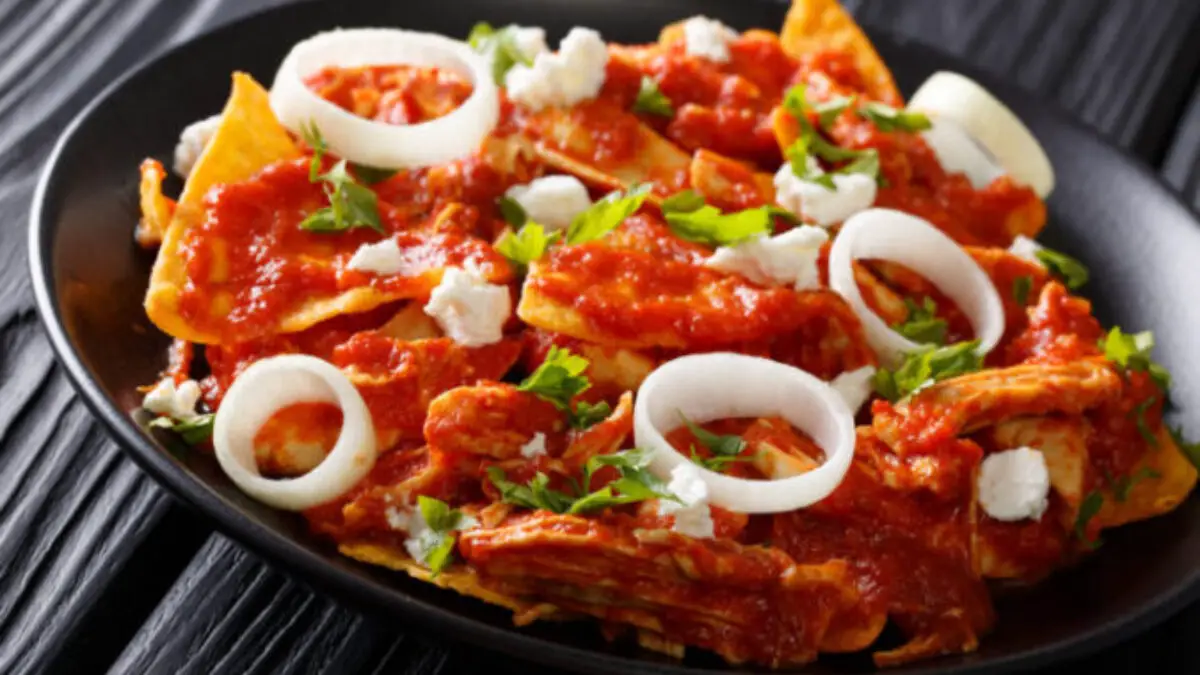 chilaquiles rojos recipe